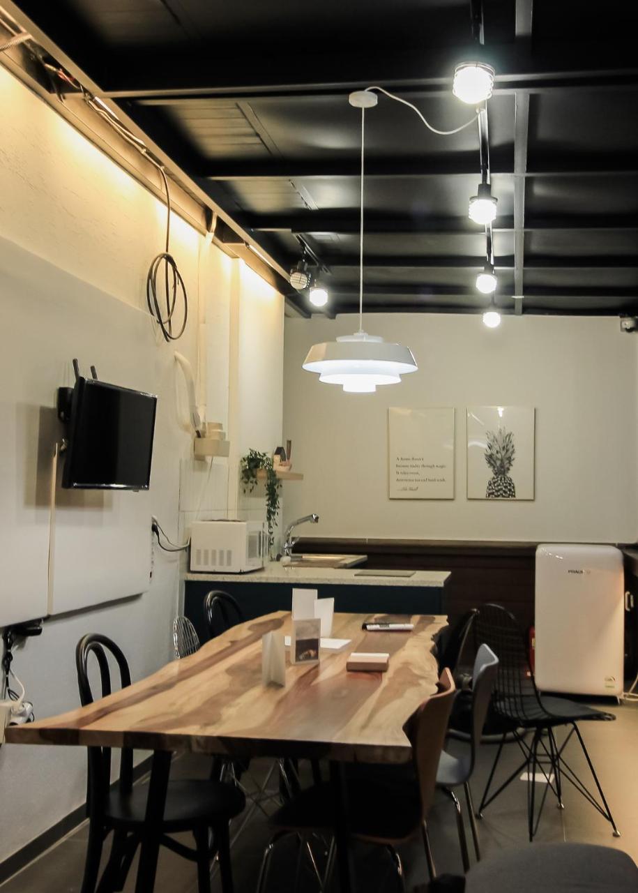 Dada Stay Hongdae Seoul Bagian luar foto